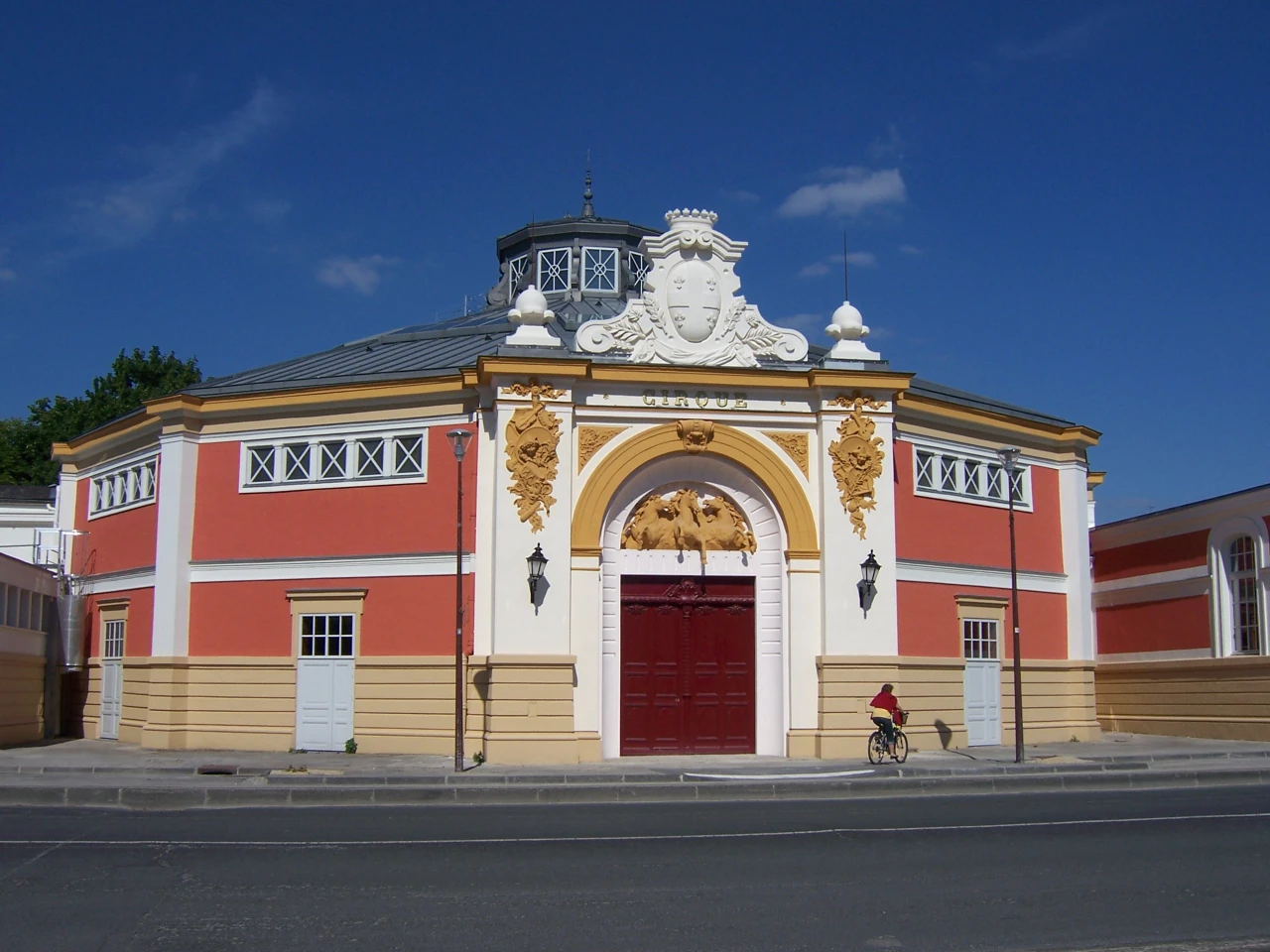Visite Guidée : Châlons, foires et spectacles au XXème siècle